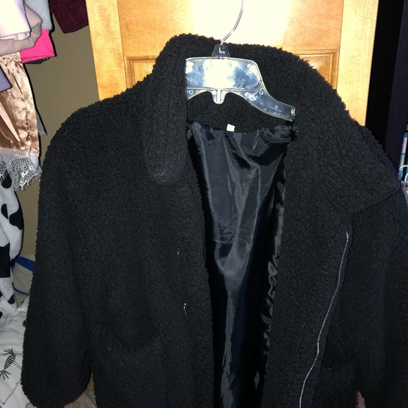 Black Teddy Jacket SHEIN - Picture 3 of 3